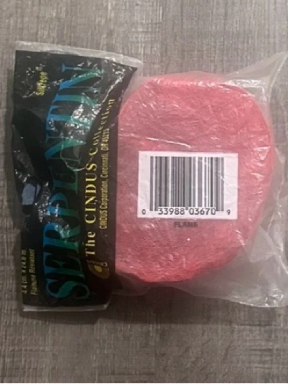 💞 New 81 Ft Flame Red Crepe Paper Party Streamer